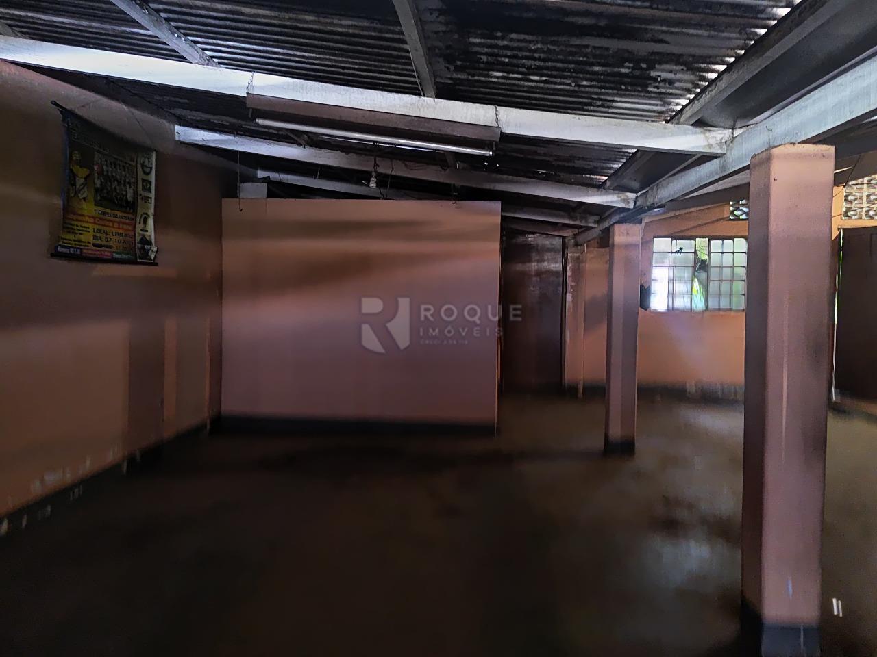 Casa Residencial à venda no bairro Vila Santa Rosália: 