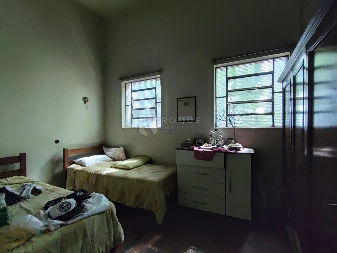 Casa Residencial à venda no bairro Vila Santa Rosália: 