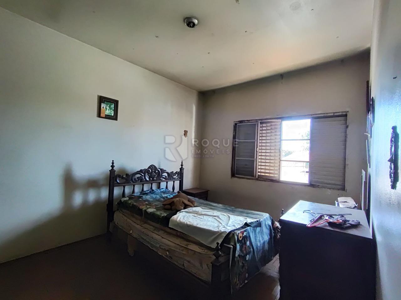 Casa Residencial à venda no bairro Vila Santa Rosália: 