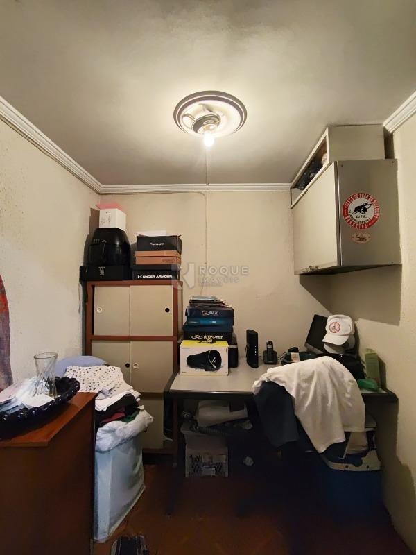 Casa Residencial à venda no bairro Vila Santa Rosália: 