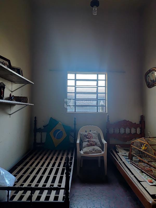 Casa Residencial à venda no bairro Vila Santa Rosália: 