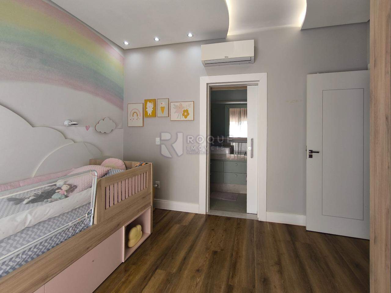 Casa em condomínio à venda no bairro Residencial Lago Azul: SUÍTE 3