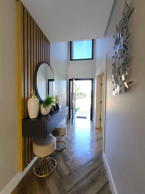 Casa em condomínio à venda no bairro Residencial Lago Azul: HALL DE ENTRADA