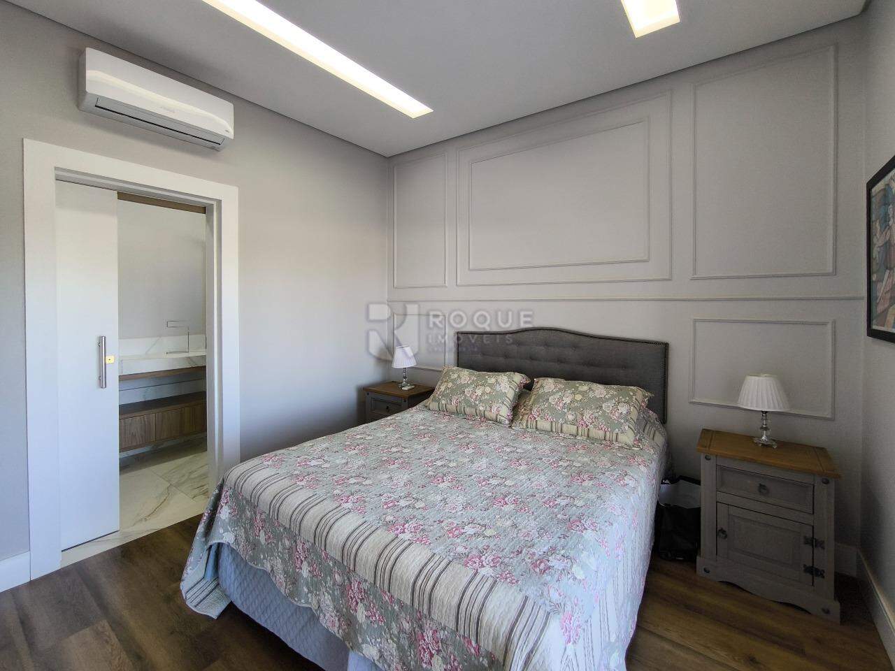 Casa em condomínio à venda no bairro Residencial Lago Azul: SUÍTE 2