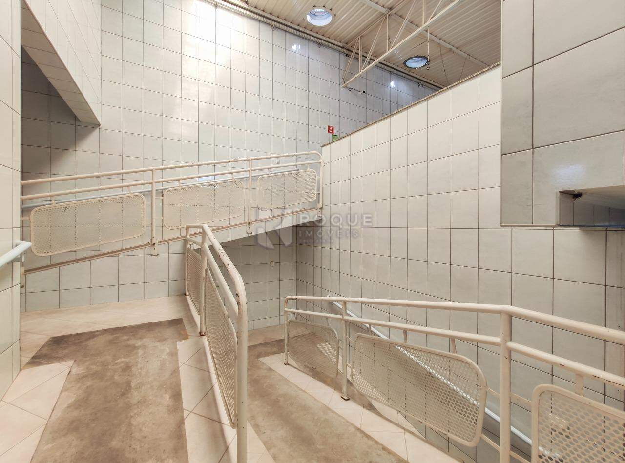 Barracão/Galpão para aluguel no bairro Jardim Residencial Village: Hall 