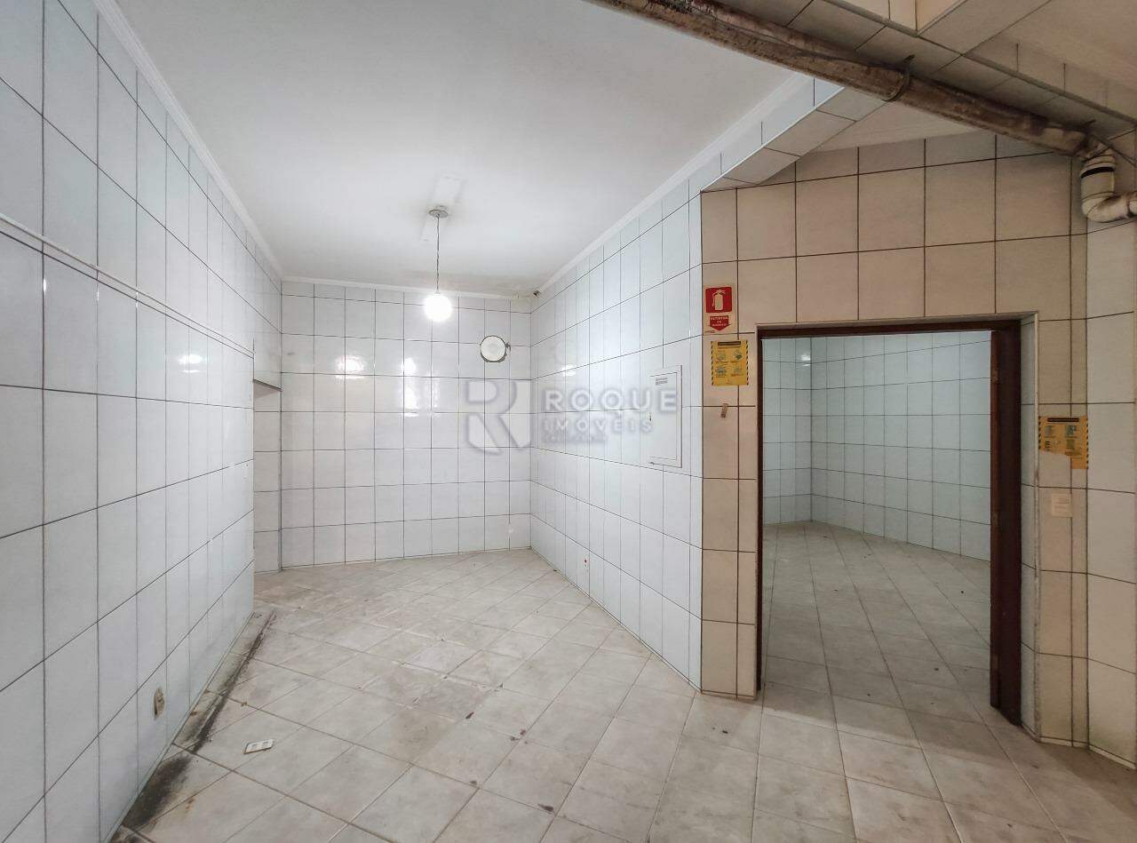 Barracão/Galpão para aluguel no bairro Jardim Residencial Village: Hall 