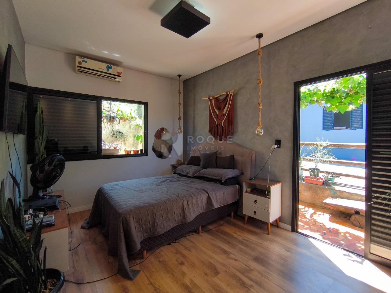 Casa Residencial à venda no bairro Vila Piza: SUÍTE