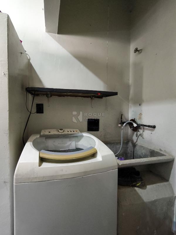 Casa Residencial à venda no bairro Vila Piza: LAVANDERIA