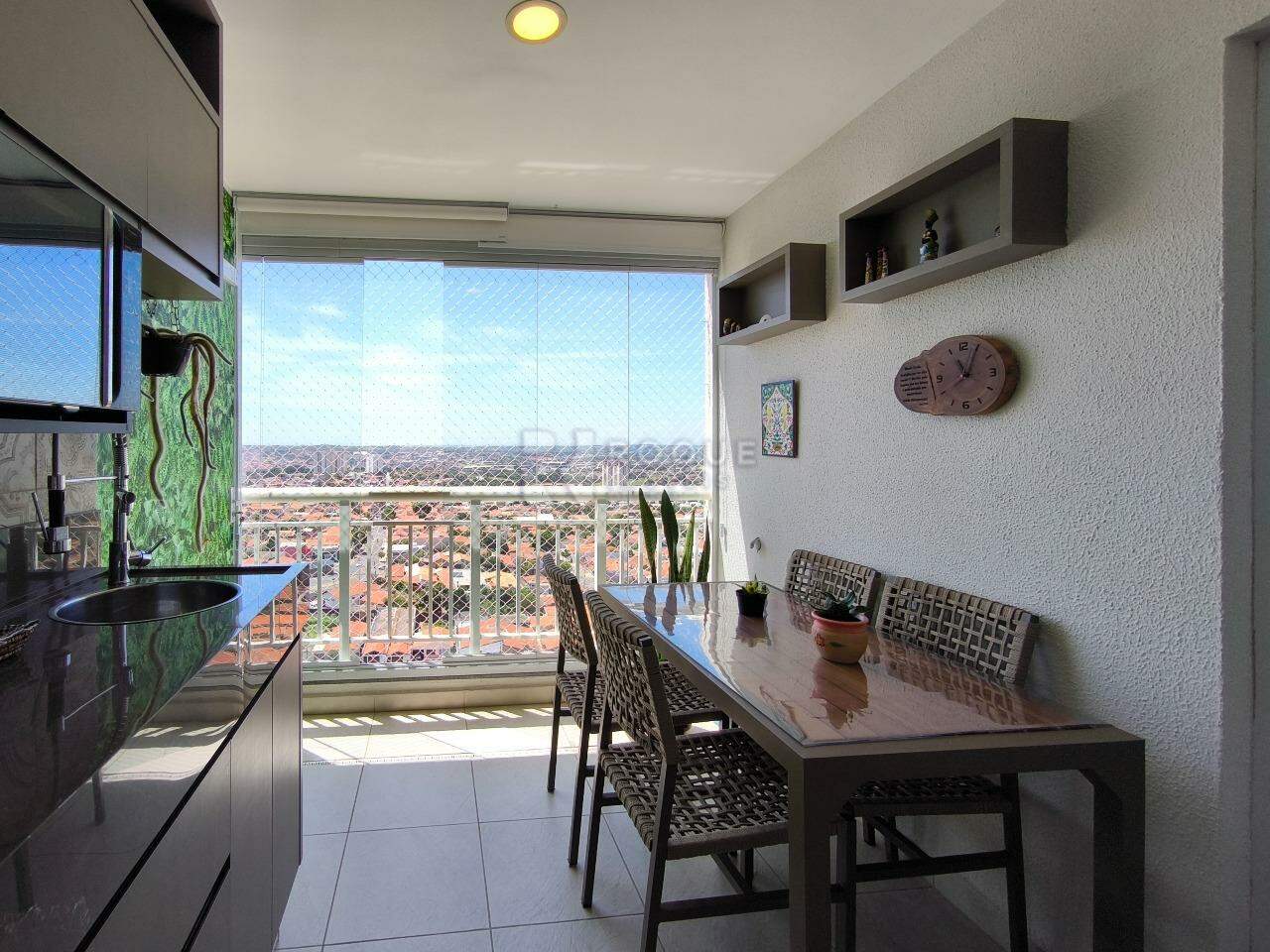Apartamento à venda no bairro Vila Santa Rosália: SACADA GOURMET
