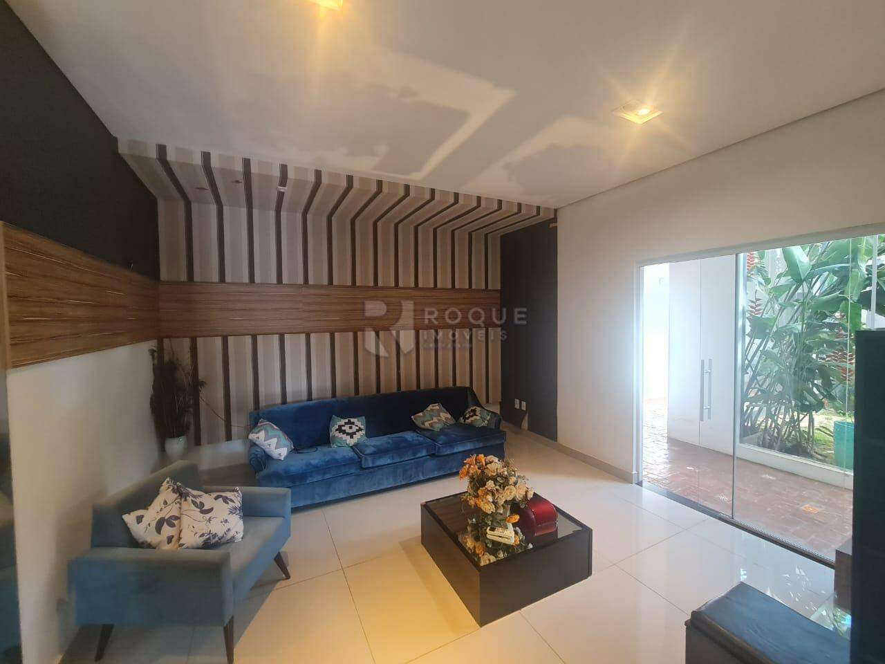 Chácara à venda no bairro Residencial Interlagos: Sala de estar