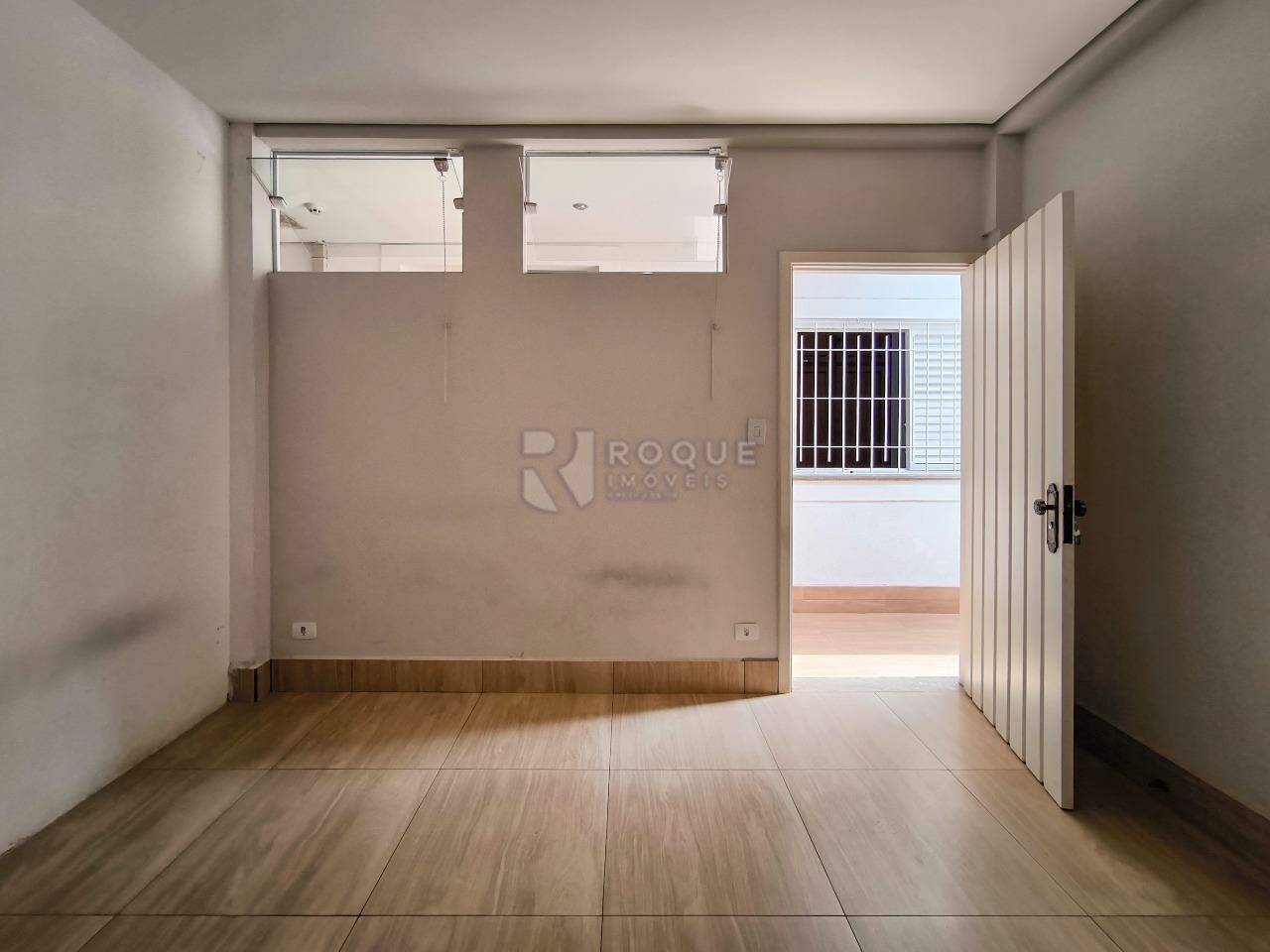 Casa Residencial à venda no bairro Vila Castelar: SALA 1