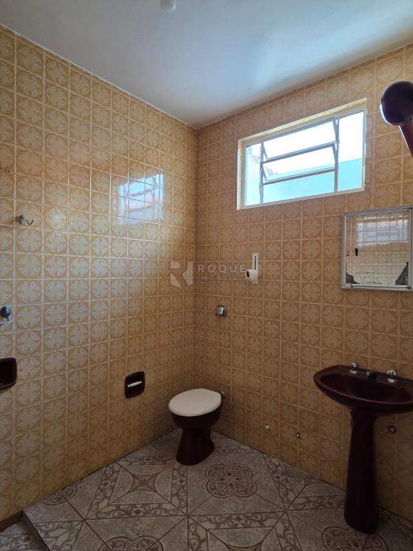 Casa Residencial à venda no bairro Jardim Nova Suiça: WC Suíte