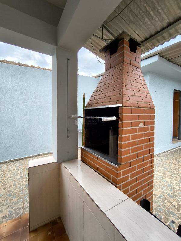 Casa Residencial à venda no bairro Jardim Nova Suiça: CHURRASQUEIRA