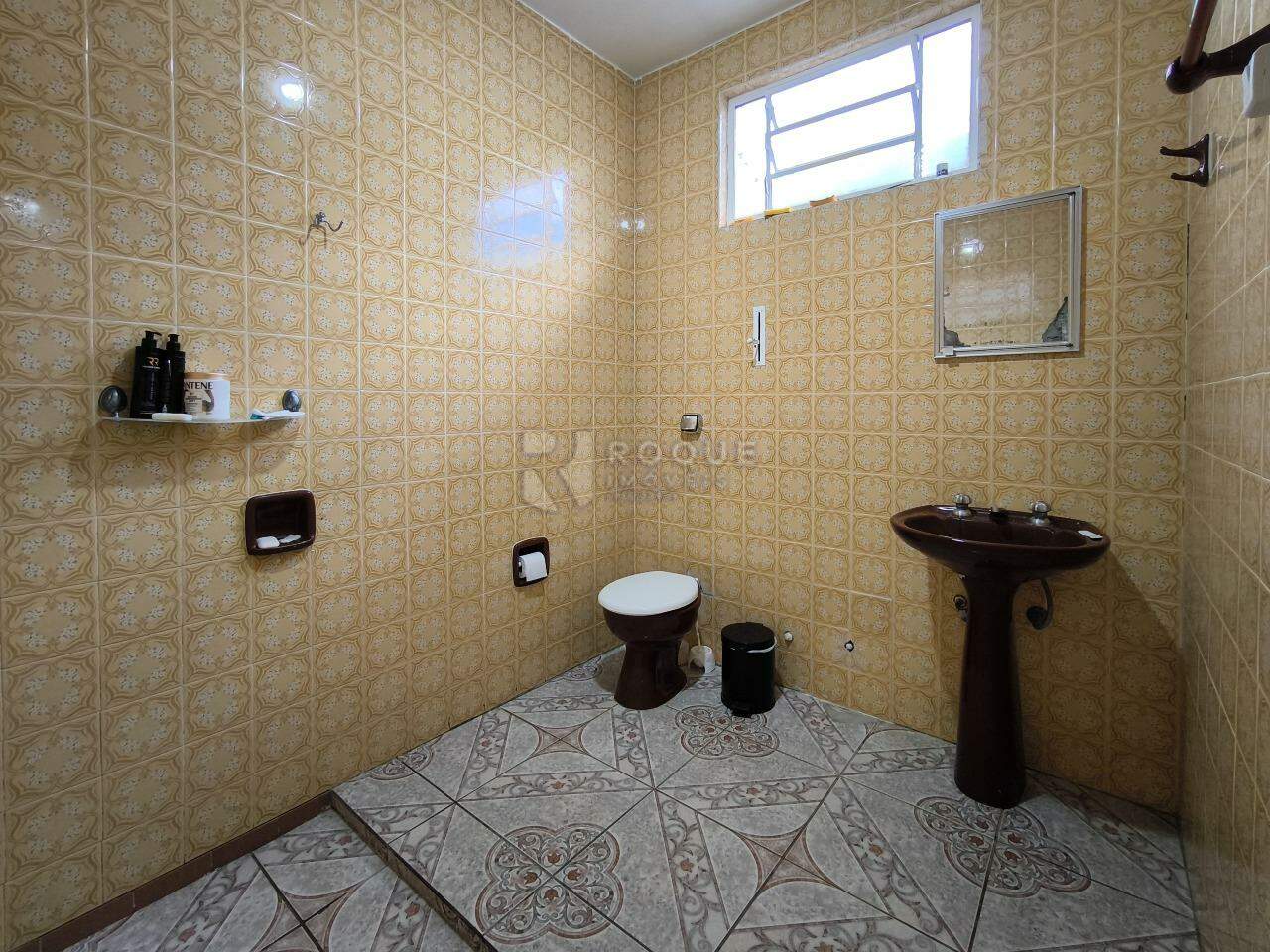 Casa Residencial à venda no bairro Jardim Nova Suiça: WC SUÍTE