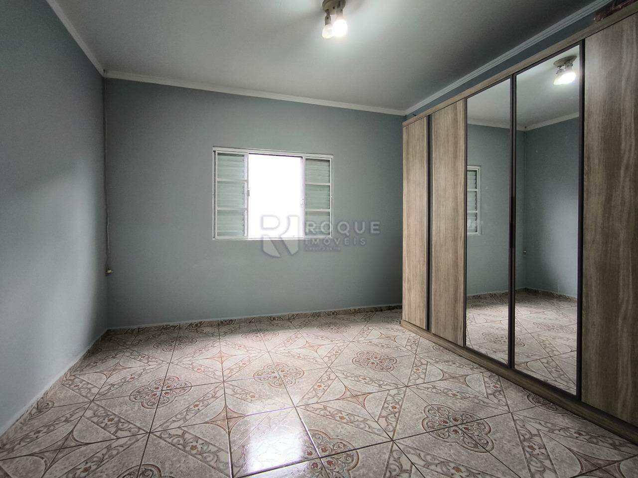 Casa Residencial à venda no bairro Jardim Nova Suiça: DORMITÓRIO 1