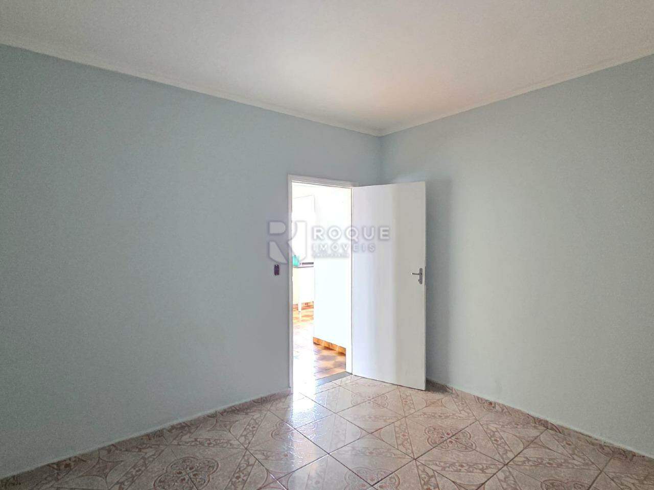 Casa Residencial à venda no bairro Jardim Nova Suiça: Dormitório 2