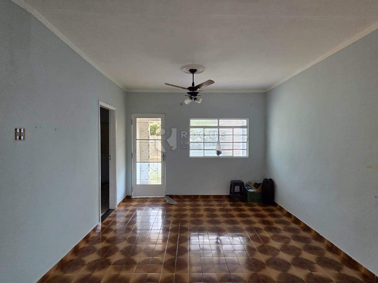 Casa Residencial à venda no bairro Jardim Nova Suiça: Sala