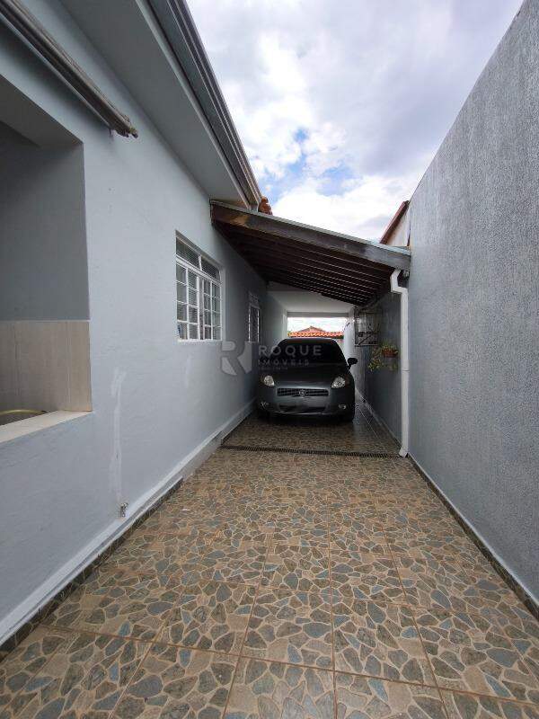Casa Residencial à venda no bairro Jardim Nova Suiça: GARAGEM