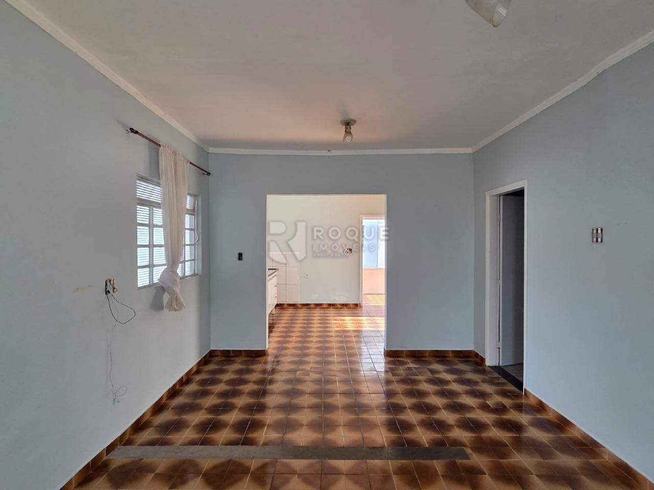 Casa Residencial à venda no bairro Jardim Nova Suiça: Sala