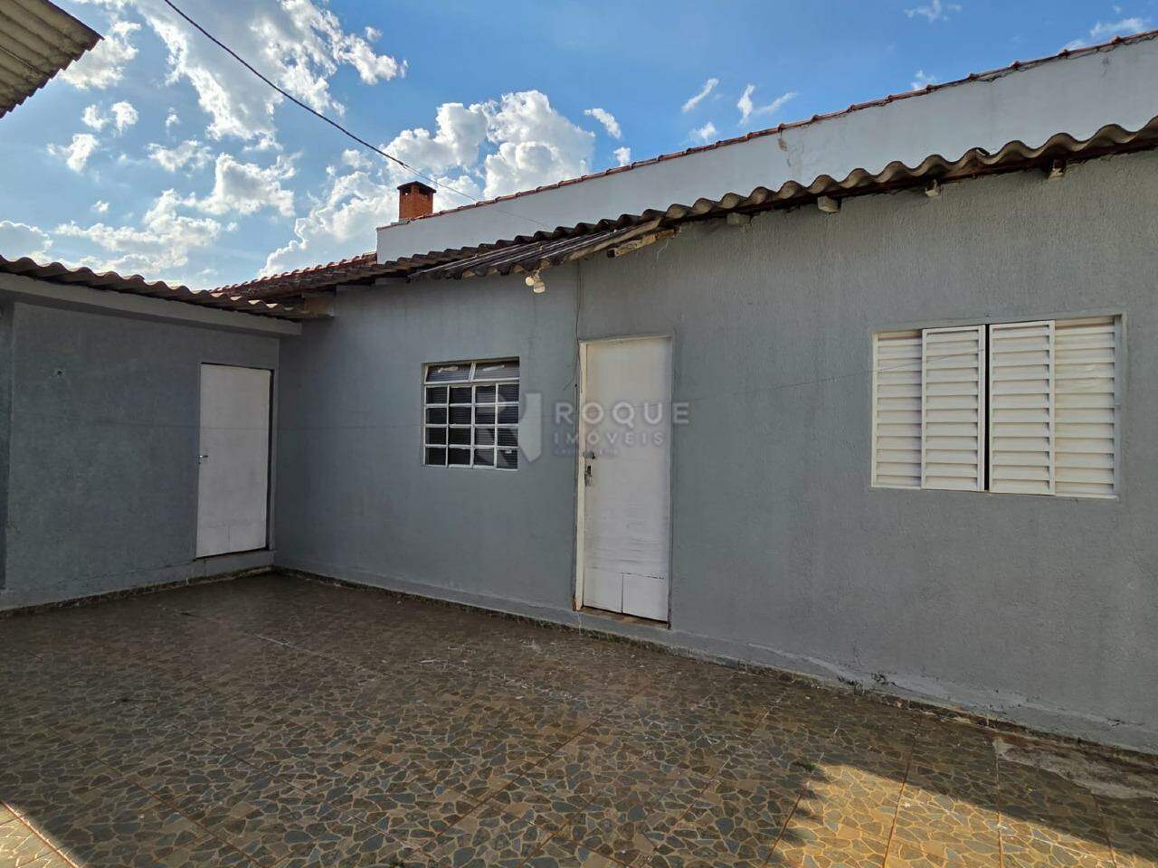 Casa Residencial à venda no bairro Jardim Nova Suiça: Acesso Edícula