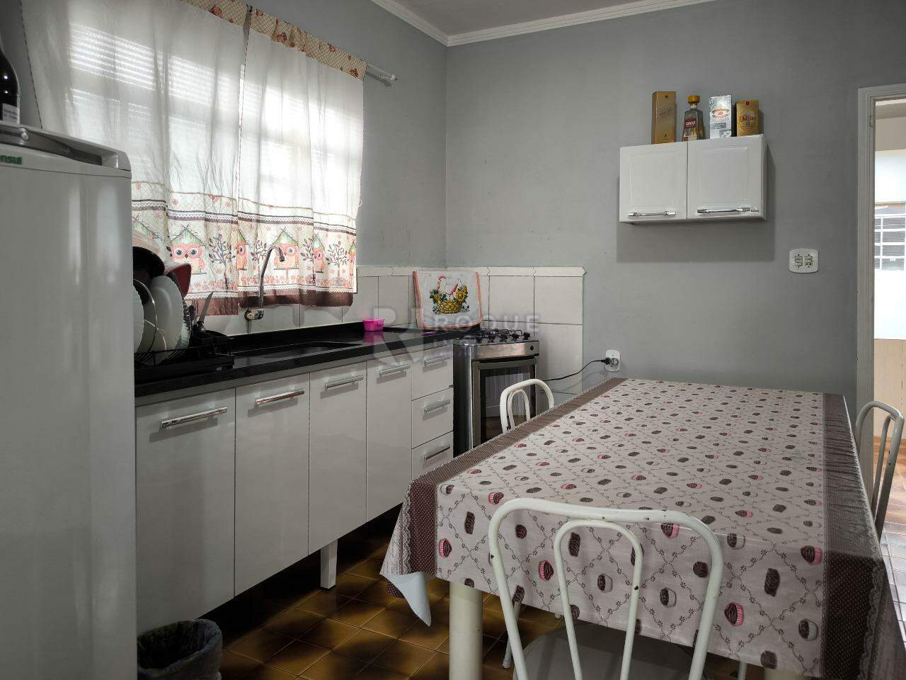 Casa Residencial à venda no bairro Jardim Nova Suiça: COZINHA