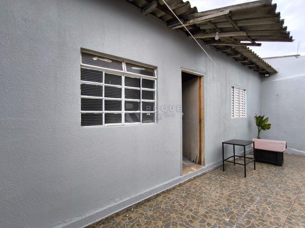 Casa Residencial à venda no bairro Jardim Nova Suiça: DEPÓSITO