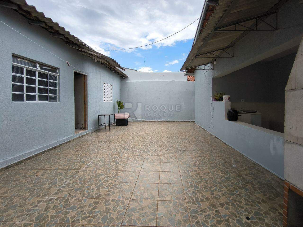 Casa Residencial à venda no bairro Jardim Nova Suiça: QUINTAL
