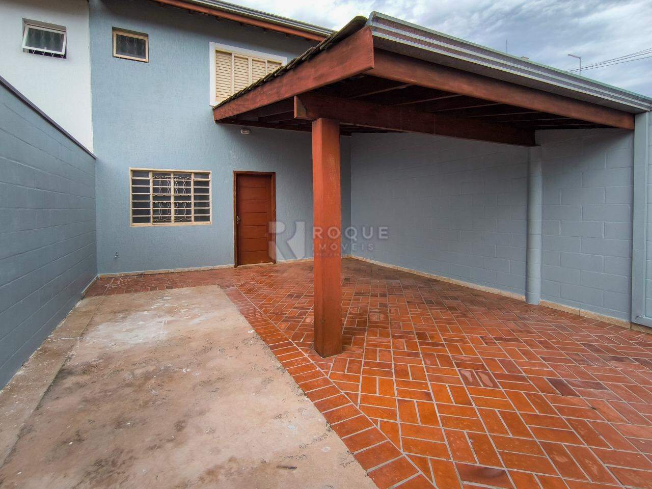 Casa Residencial à venda no bairro Jardim São Roque: GARAGEM