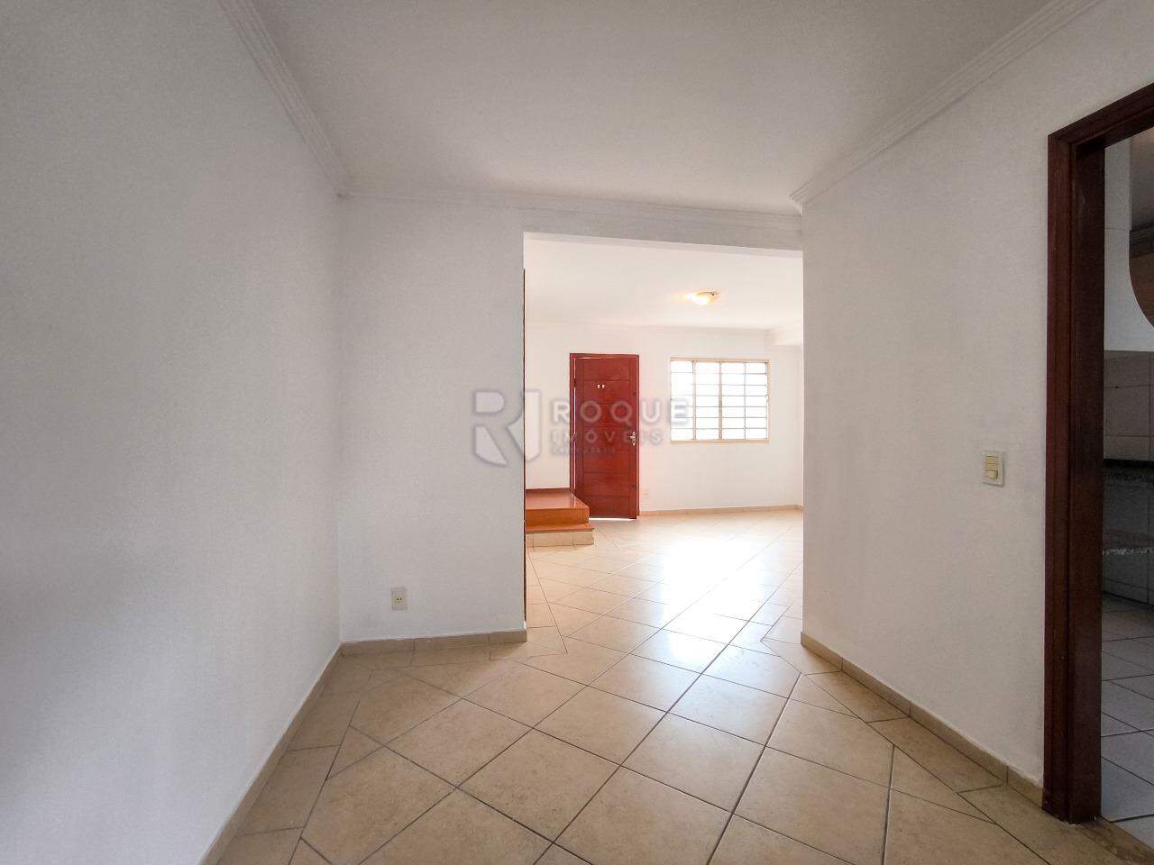 Casa Residencial à venda no bairro Jardim São Roque: SALA DE JANTAR