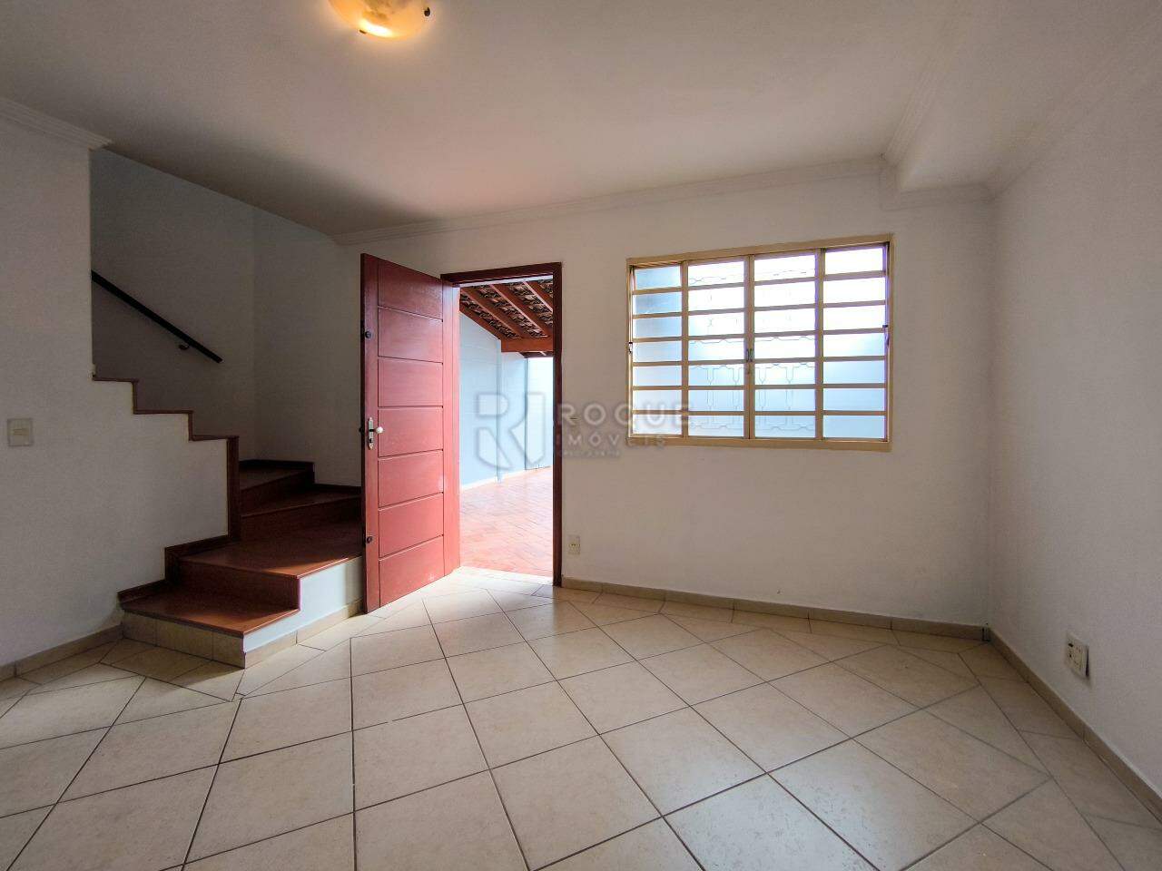 Casa Residencial à venda no bairro Jardim São Roque: SALA DE ESTAR