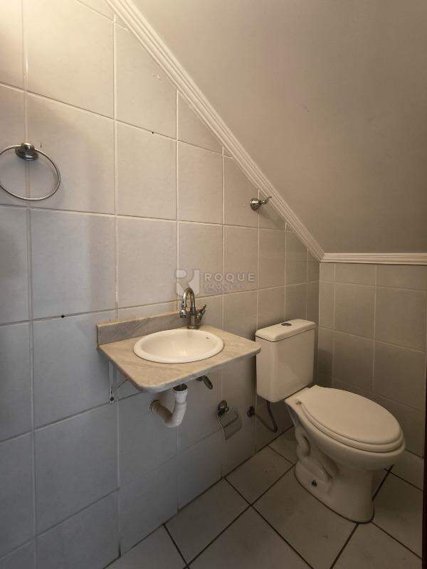 Casa Residencial à venda no bairro Jardim São Roque: LAVABO