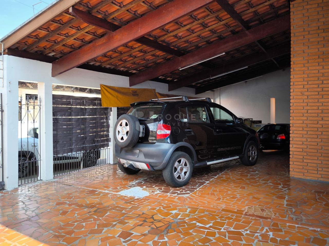 Casa Residencial à venda no bairro Parque Nossa Senhora das Dores: GARAGEM