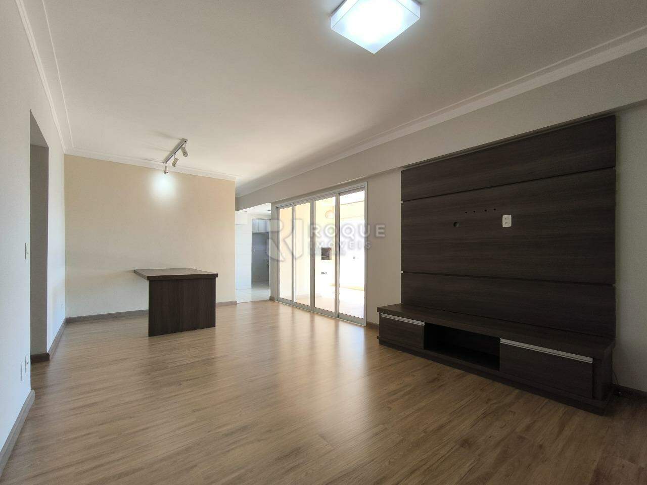 Apartamento à venda no bairro Jardim Santo André: SALAS