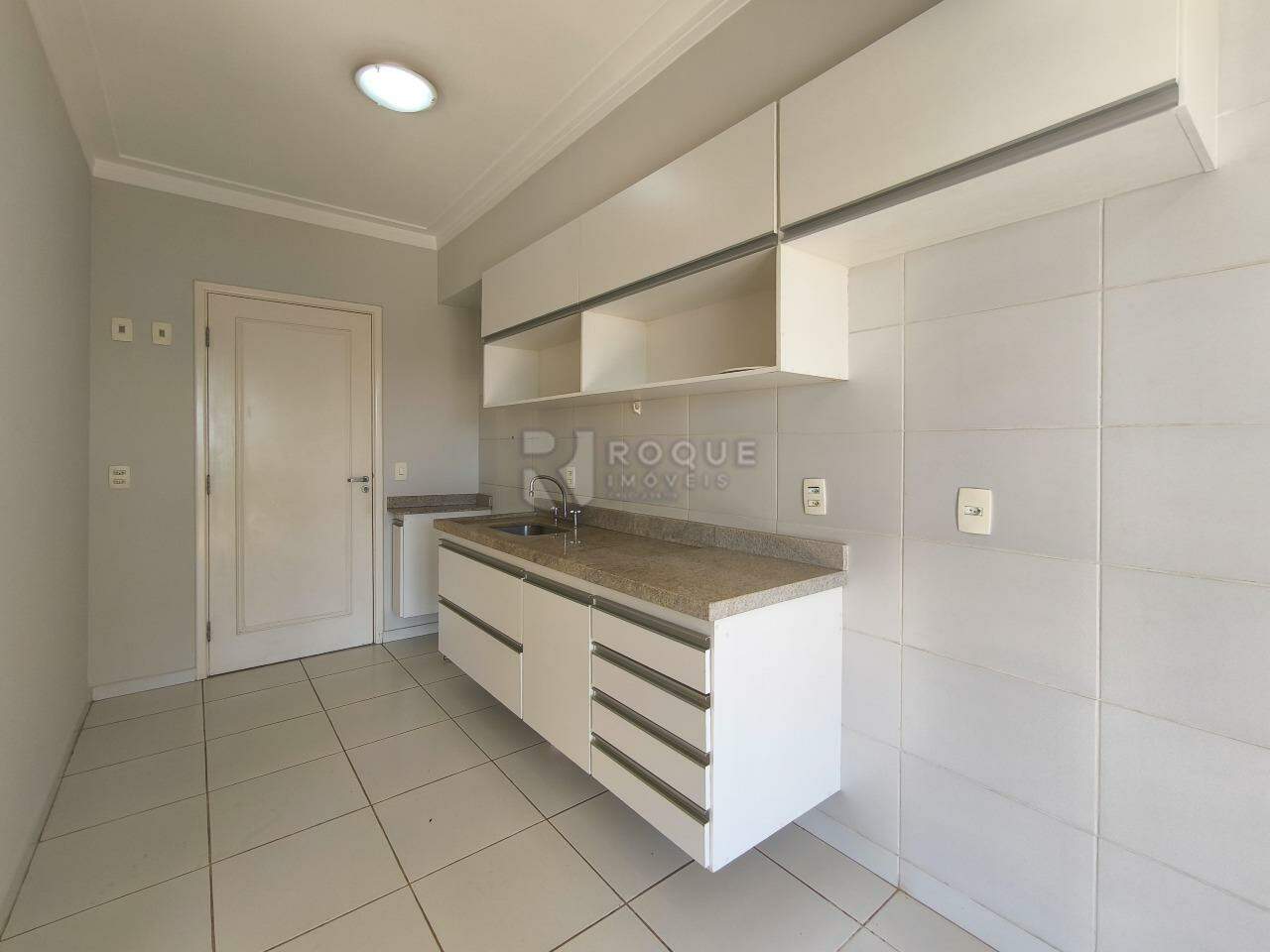 Apartamento à venda no bairro Jardim Santo André: COZINHA