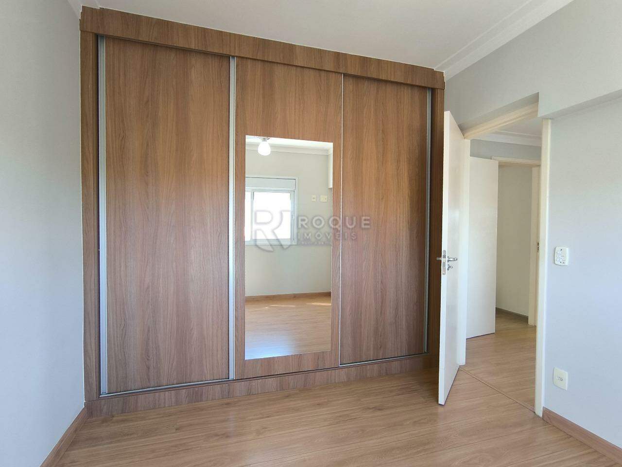Apartamento à venda no bairro Jardim Santo André: DORMITÓRIO 1