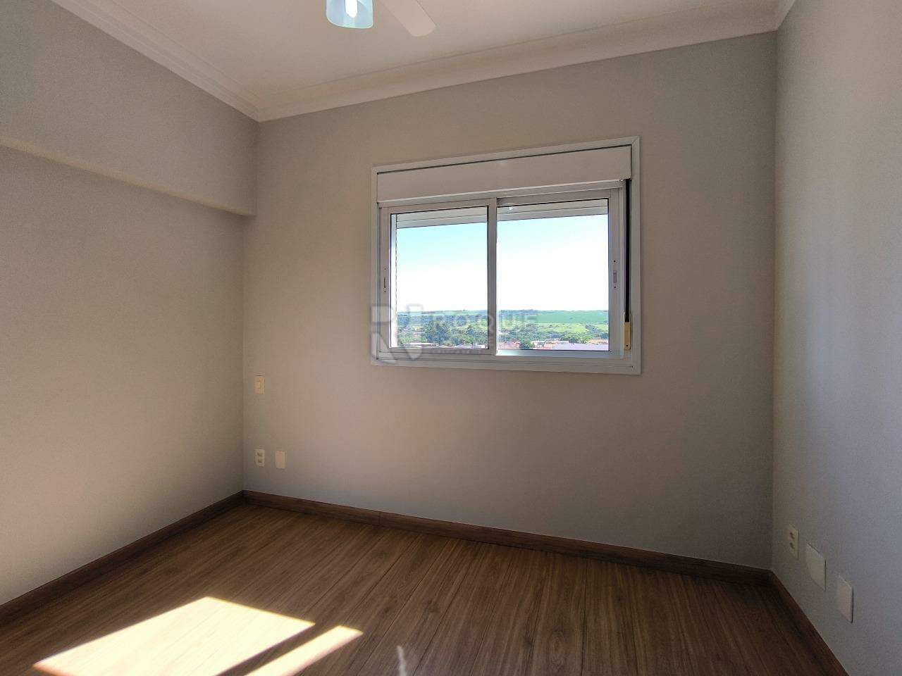 Apartamento à venda no bairro Jardim Santo André: DORMITÓRIO 2