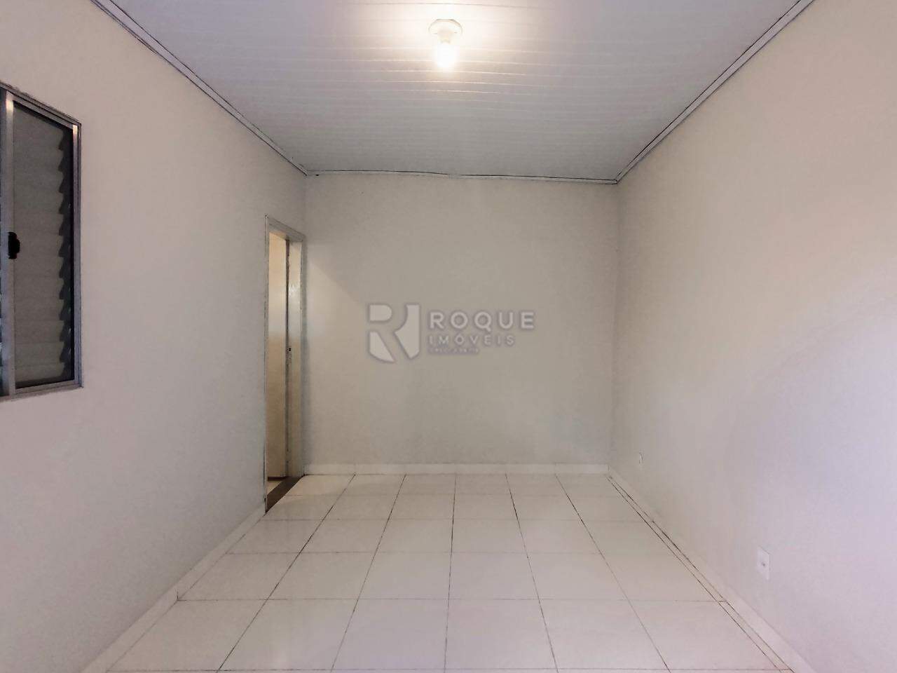 Casa Residencial para aluguel no bairro Jardim Parque Novo Mundo: Suíte externa