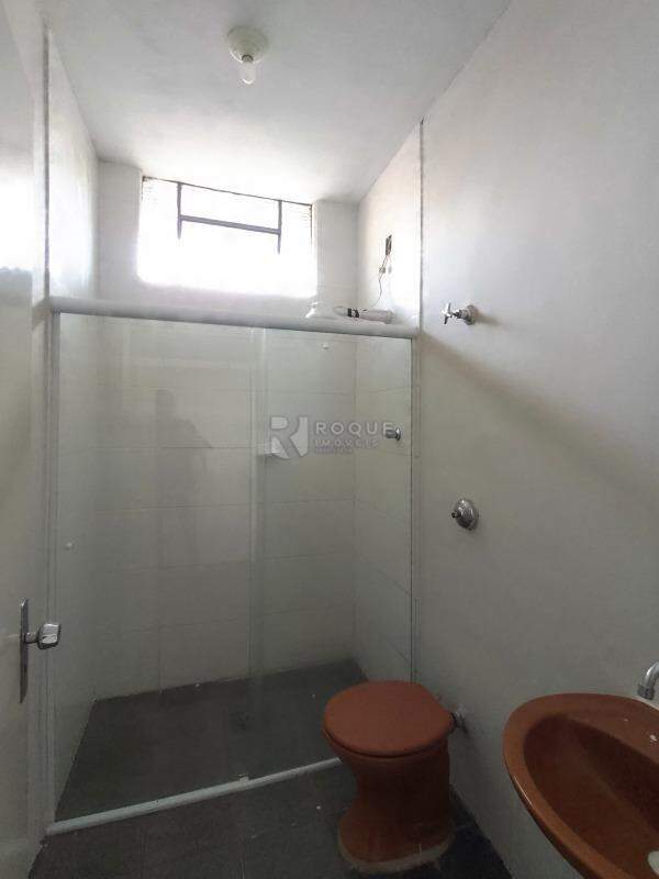 Casa Residencial para aluguel no bairro Jardim Parque Novo Mundo: WC Social