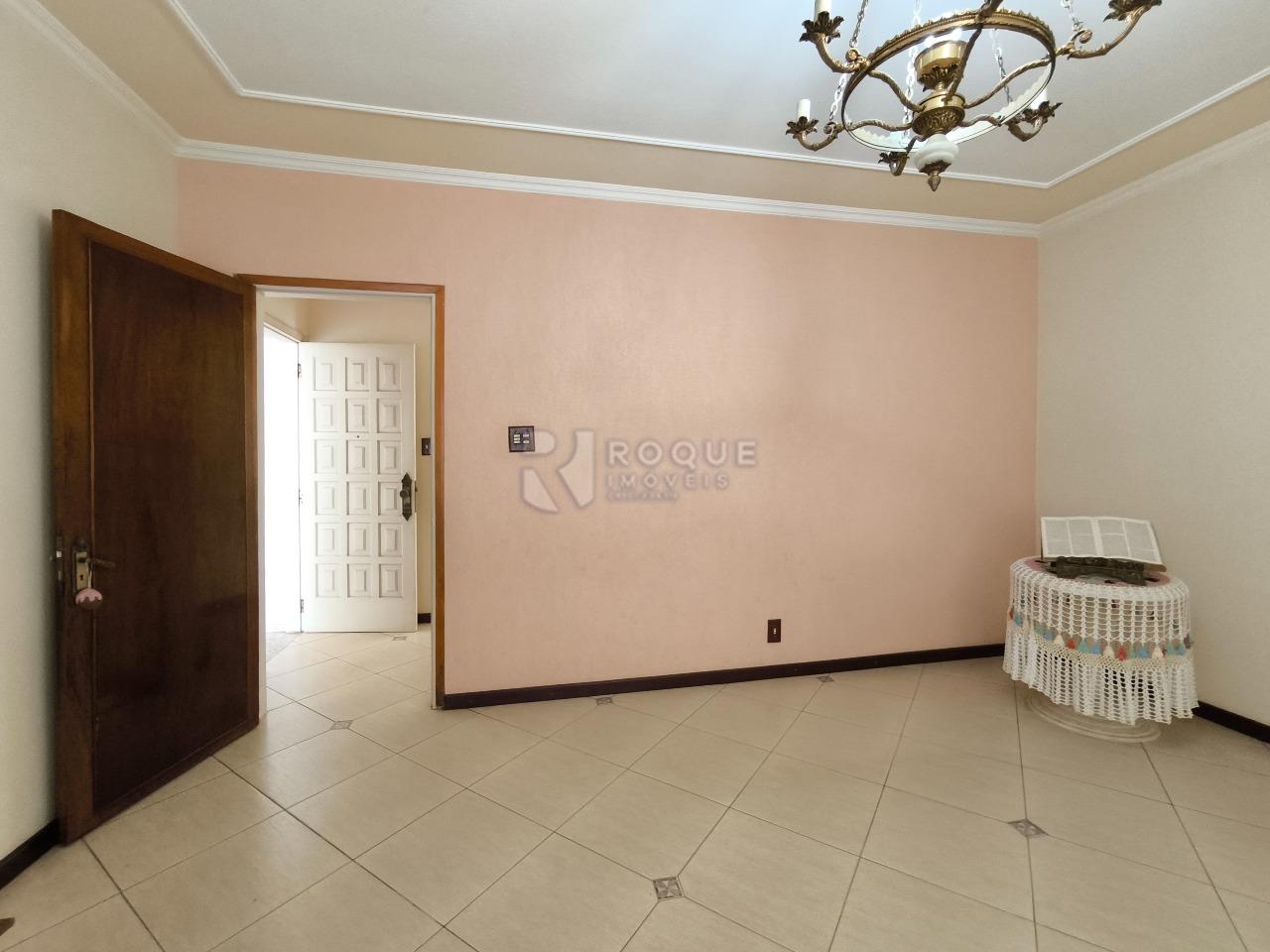 Casa Residencial à venda no bairro Vila Cristovam: SALA DE ESTAR