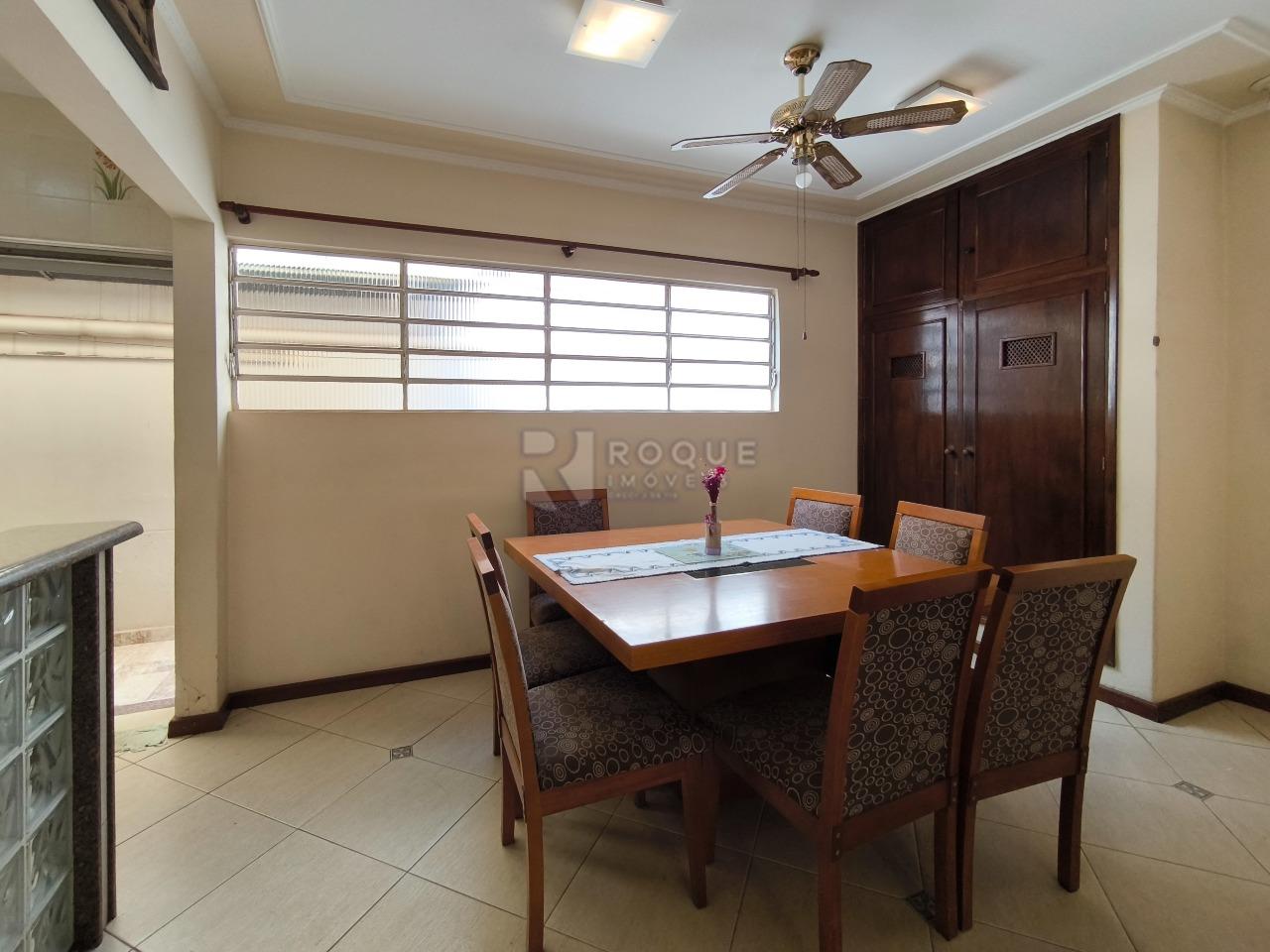Casa Residencial à venda no bairro Vila Cristovam: SALA DE JANTAR