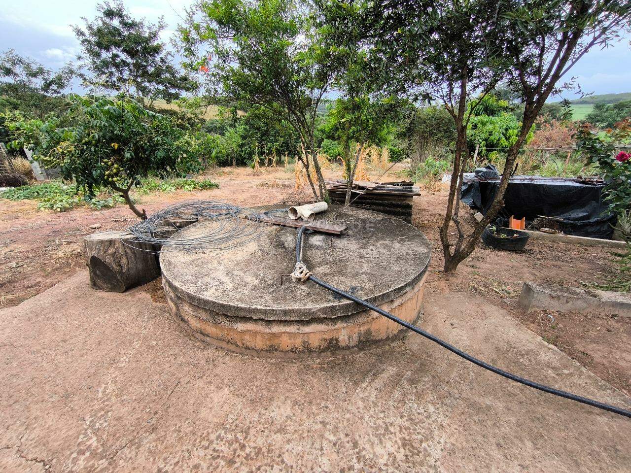 Sítio à venda no bairro Bairro do Pinhal: POÇO CAIPIRA 1
