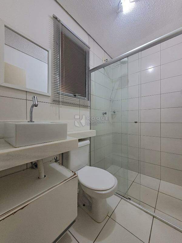 Apartamento para aluguel no bairro Jardim Parque Novo Mundo: Wc