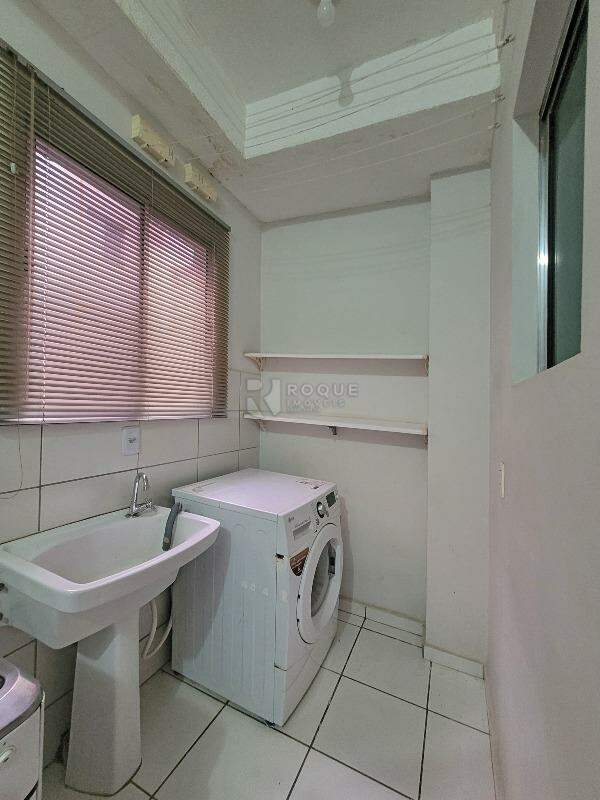 Apartamento para aluguel no bairro Jardim Parque Novo Mundo: Área de serviço