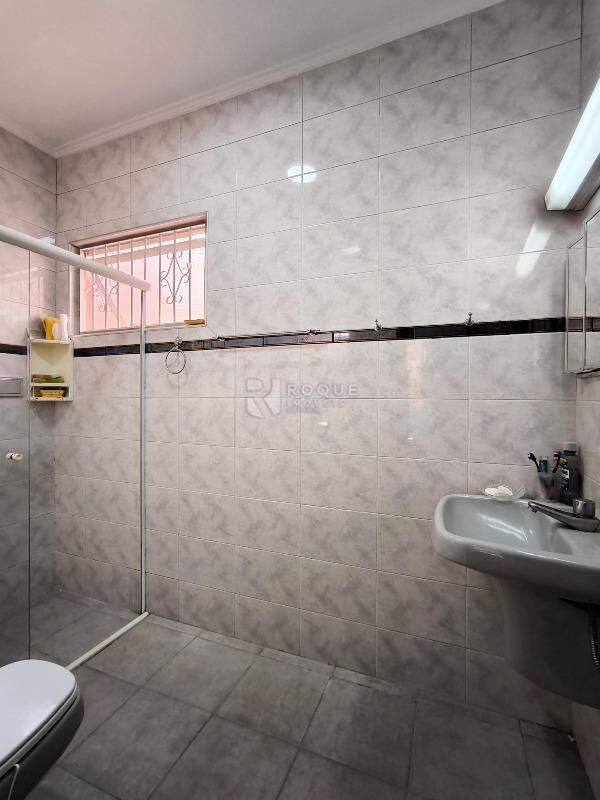 Casa Residencial à venda no bairro Jardim Santa Cecília: WC SUÍTE