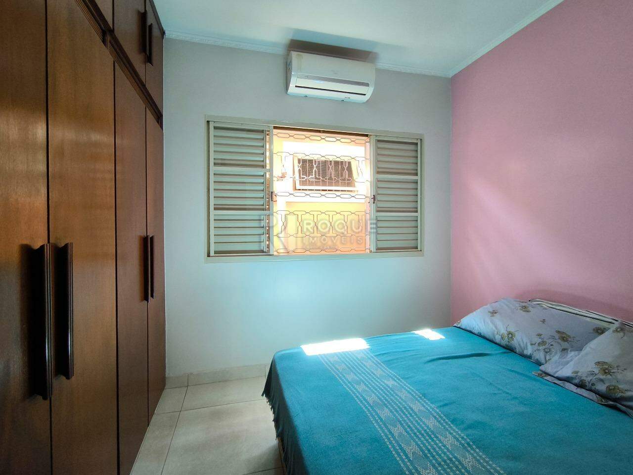 Casa Residencial à venda no bairro Jardim Santa Cecília: SUÍTE