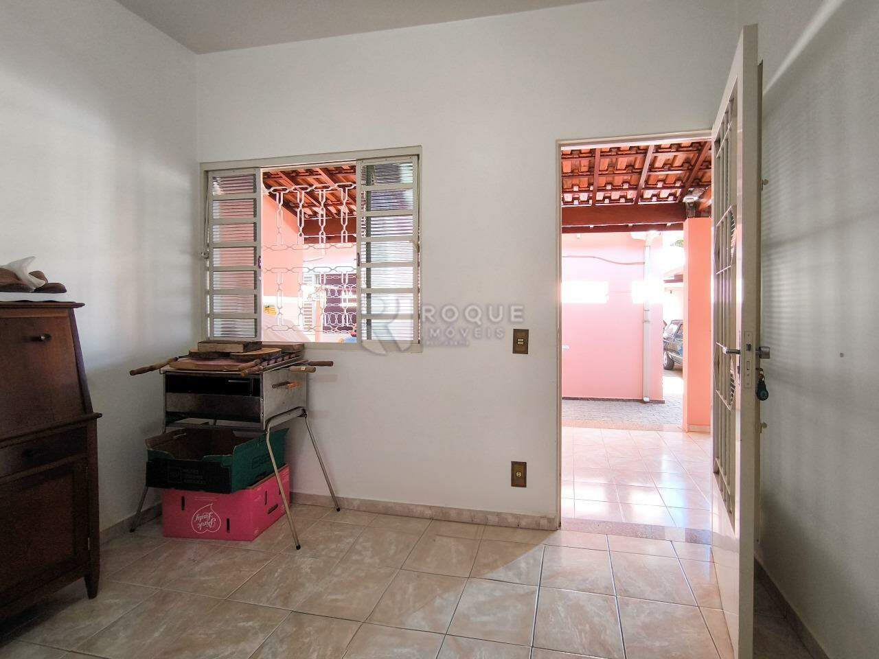 Casa Residencial à venda no bairro Jardim Santa Cecília: SALA DE ESTAR EDÍCULA