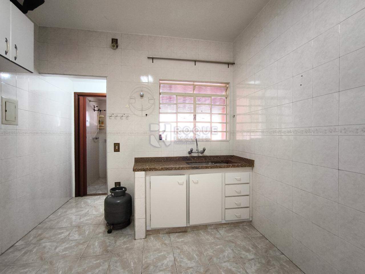 Casa Residencial à venda no bairro Jardim Santa Cecília: COZINHA EDÍCULA