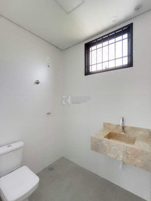 Salas/Conjuntos para aluguel no bairro Graminha: WC Sala 26