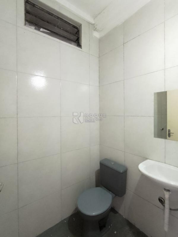 Salão para aluguel no bairro Boa Vista: WC