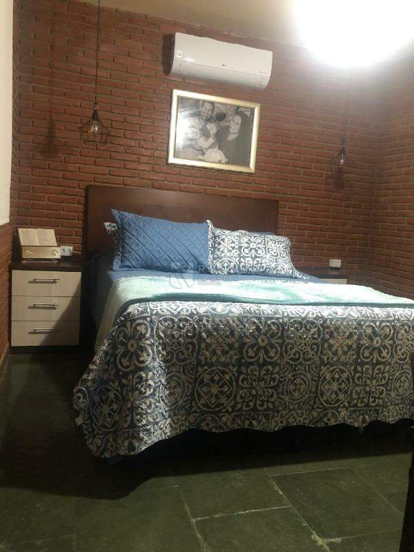Chácara à venda no bairro Bairro dos Pires de Baixo: 